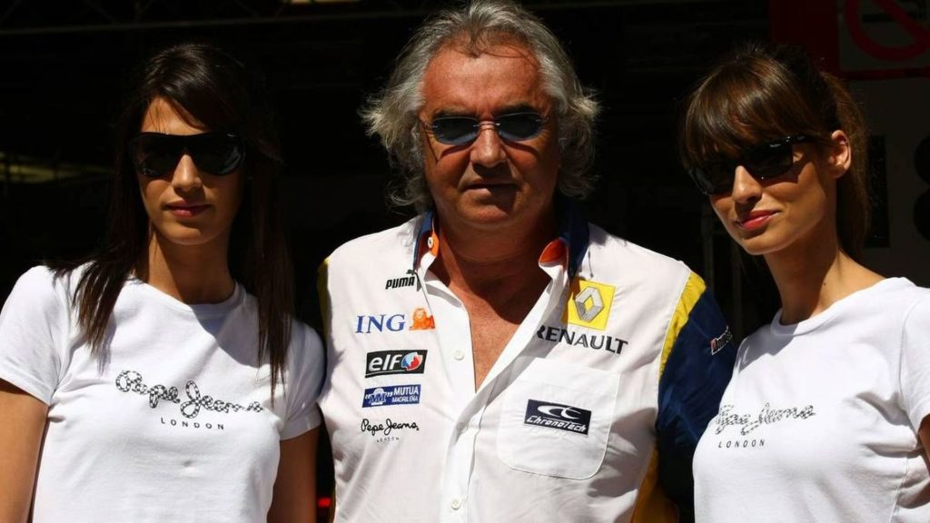 Top 10: Lunáticos e Playboys da Formula 1! 27