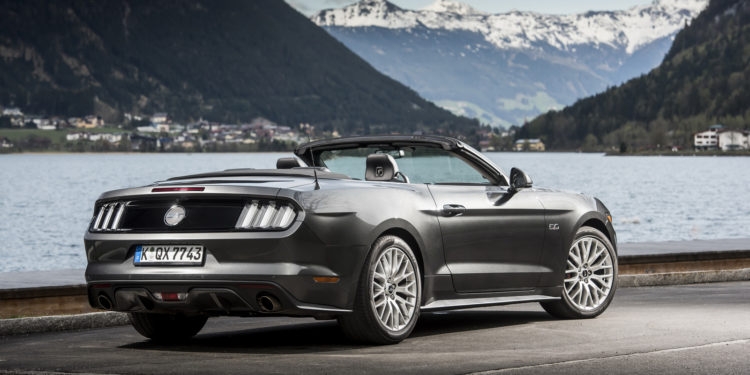 Ford vendeu cerca de 15.000 Mustang na Europa o ano passado! 14