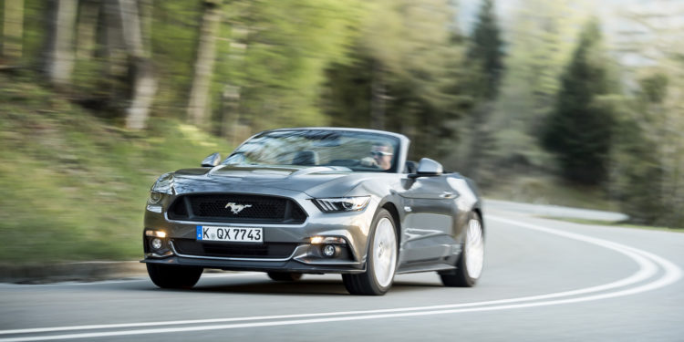 Ford vendeu cerca de 15.000 Mustang na Europa o ano passado! 17