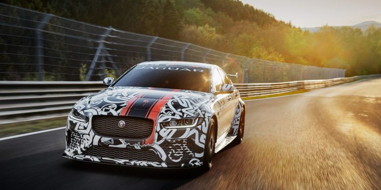 Este Jaguar XE SV Project 8 é o Jaguar mais rápido de sempre! 13