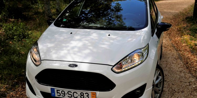 Ford Fiesta 1.0 Ecoboost ST Line: Espírito ST! 57
