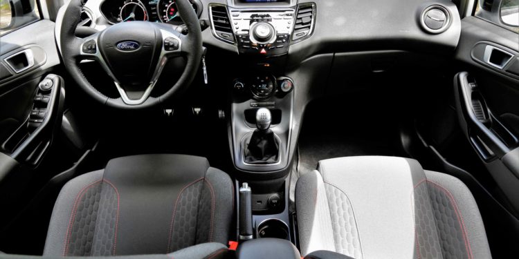 Ford Fiesta 1.0 Ecoboost ST Line: Espírito ST! 30