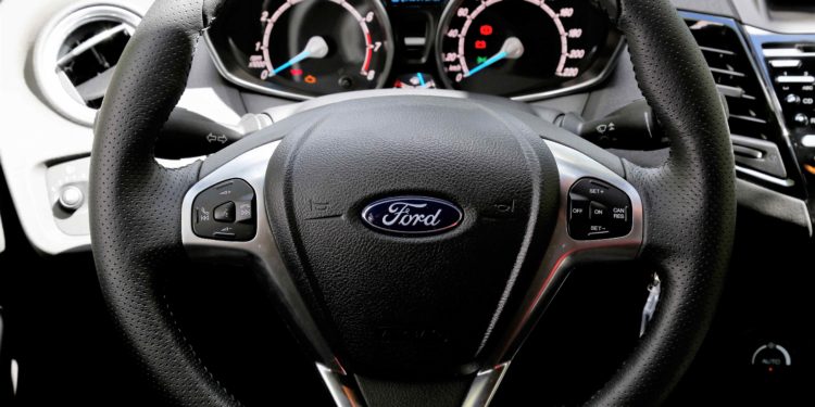 Ford Fiesta 1.0 Ecoboost ST Line: Espírito ST! 32