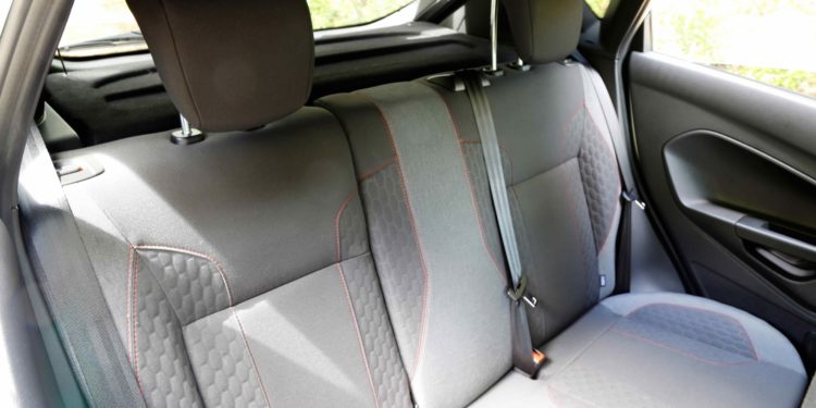 Ford Fiesta 1.0 Ecoboost ST Line: Espírito ST! 26