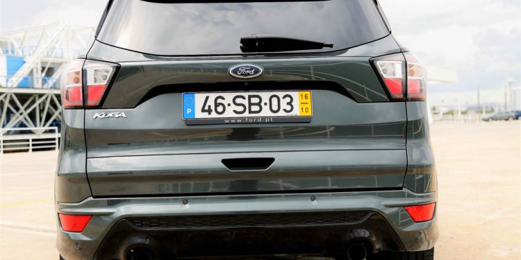Ford Kuga 1.5 TDCi ST Line: Qualidade americana! 71