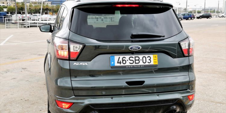 Ford Kuga 1.5 TDCi ST Line: Qualidade americana! 60