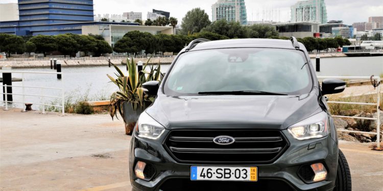 Ford Kuga 1.5 TDCi ST Line: Qualidade americana! 59