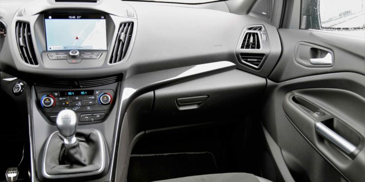Ford Kuga 1.5 TDCi ST Line: Qualidade americana! 53