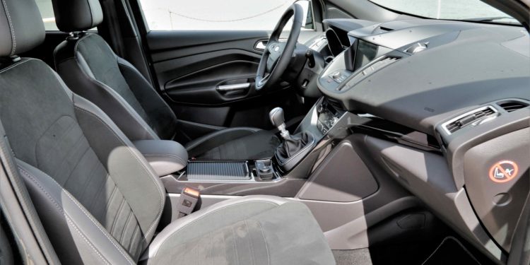 Ford Kuga 1.5 TDCi ST Line: Qualidade americana! 35