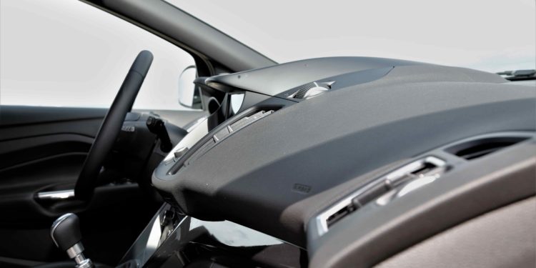 Ford Kuga 1.5 TDCi ST Line: Qualidade americana! 32