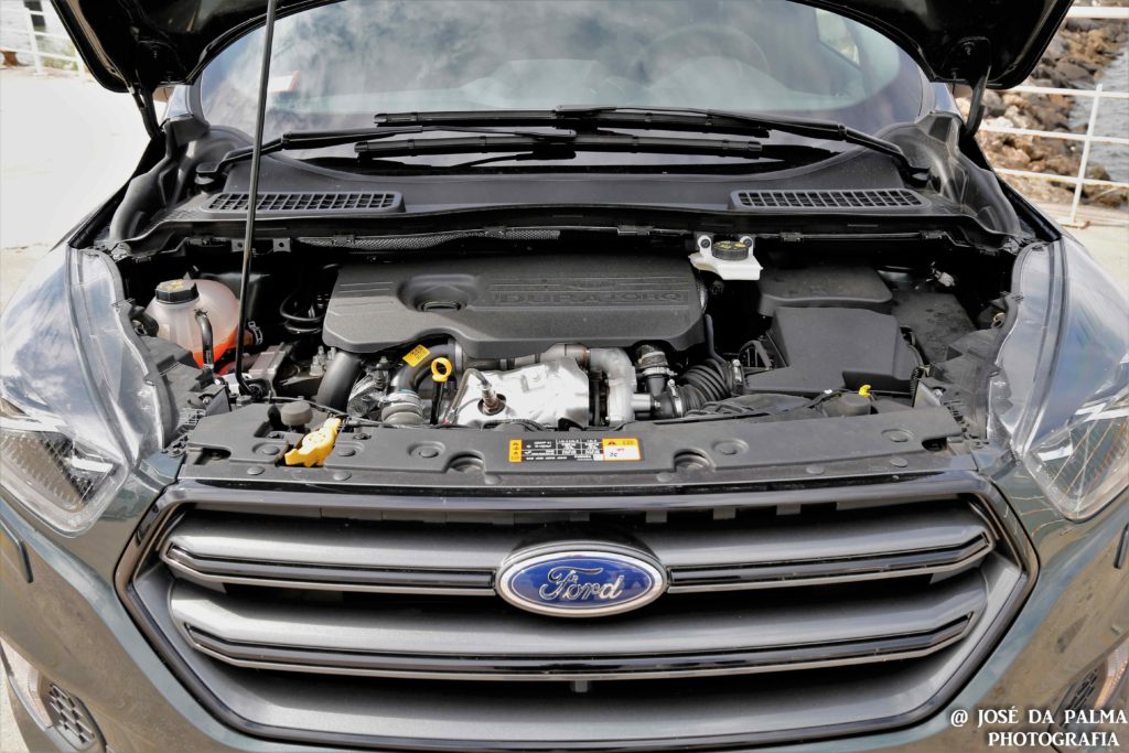Ford Kuga 1.5 TDCi ST Line: Qualidade americana! 23