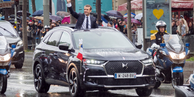 Este é o DS7 Cabrio de Emmanuel Macron! 16