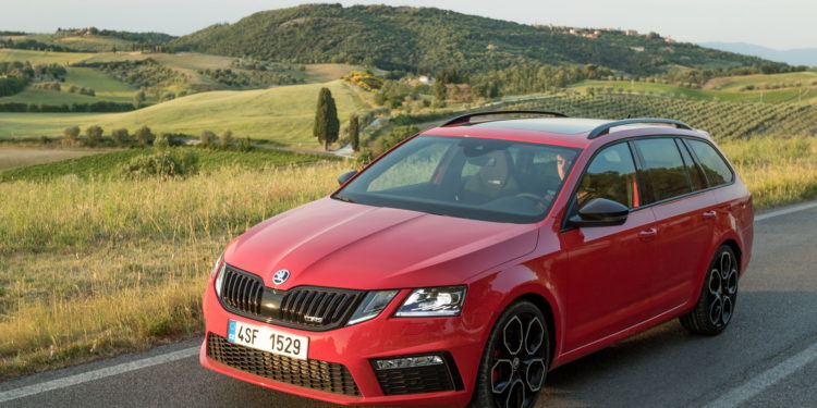 A nova Skoda Octavia VRS 245 em 36 fotos! 25