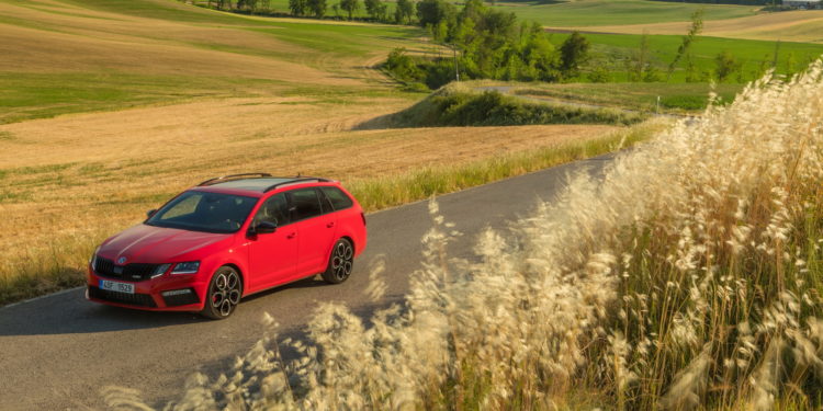 A nova Skoda Octavia VRS 245 em 36 fotos! 26