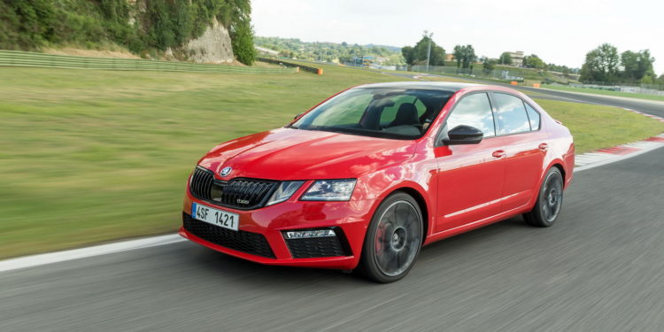 A nova Skoda Octavia VRS 245 em 36 fotos! 46