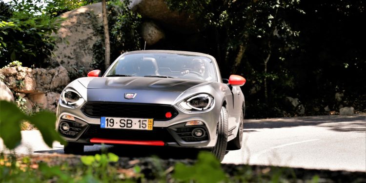 Abarth 124: A ópera do Escorpião! 59