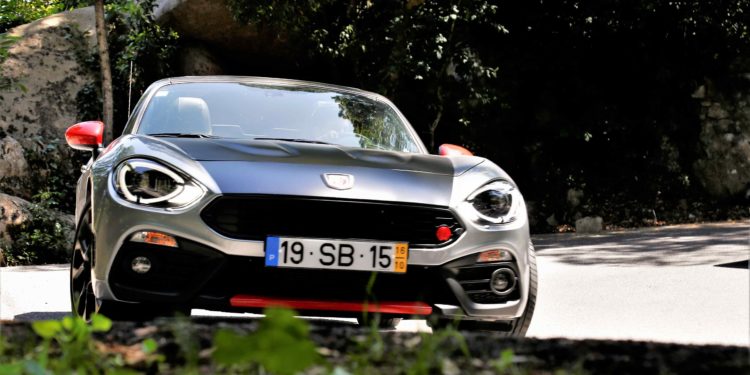 Abarth 124: A ópera do Escorpião! 60