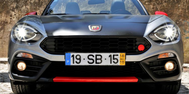 Abarth 124: A ópera do Escorpião! 43