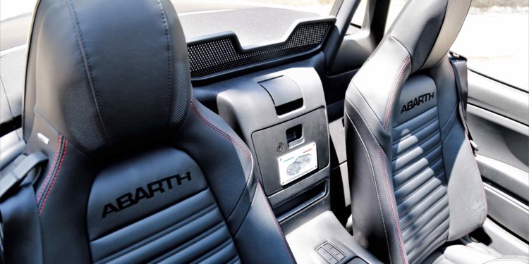 Abarth 124: A ópera do Escorpião! 38