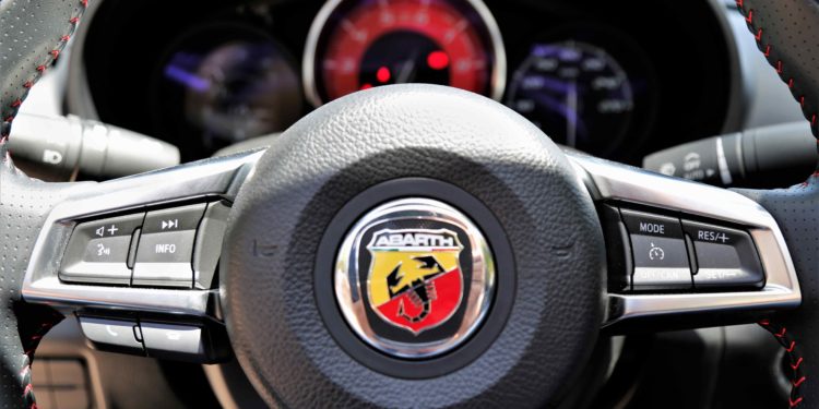 Abarth 124: A ópera do Escorpião! 82