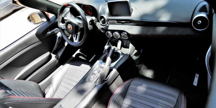 Abarth 124: A ópera do Escorpião! 78
