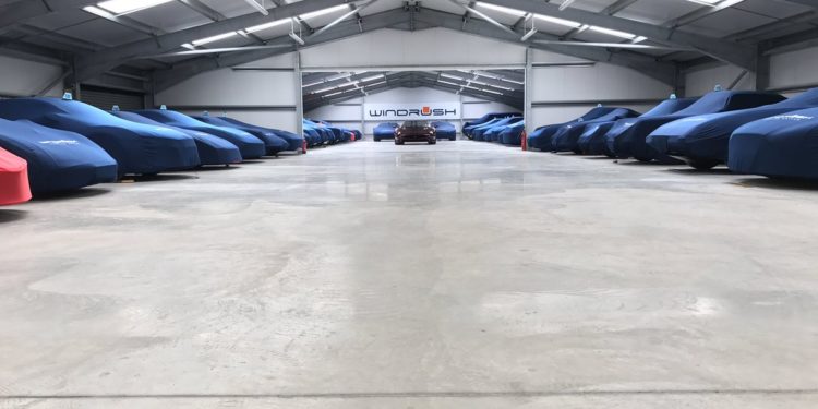 Windrush Car Storage: O hotel de 5 estrelas para os automóveis! (vídeo) 17 Windrush Car Storage: O hotel de 5 estrelas para os automóveis! (vídeo) 17