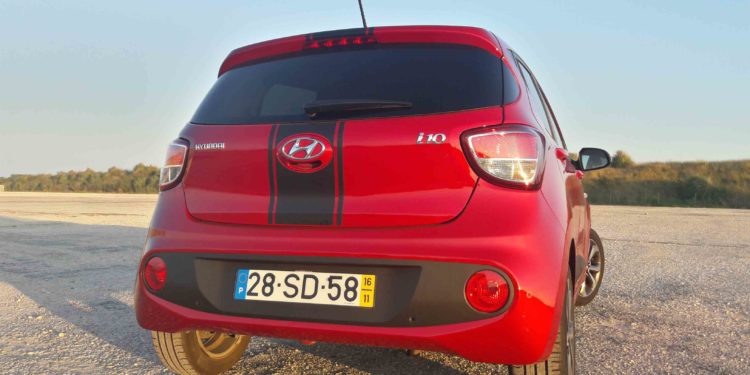 Hyundai i10 1.0 MPI: Espaço para a cidade! 37