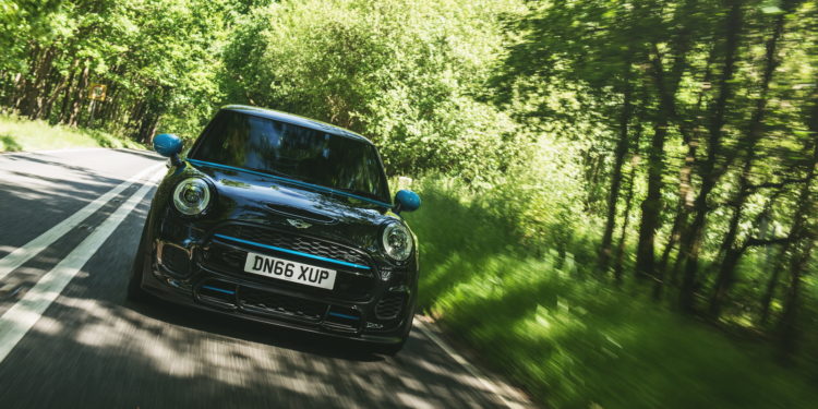 Mini Cooper S Mulgari Automotive: 280cv de adrenalina! 24