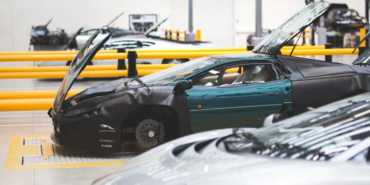 Lendas de Le Mans da Jaguar na Classic Works! 25
