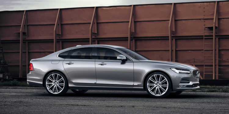 A Polestar será o novo "tormento" da marcas alemãs! 16