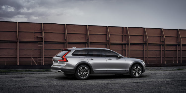 A Polestar será o novo "tormento" da marcas alemãs! 14