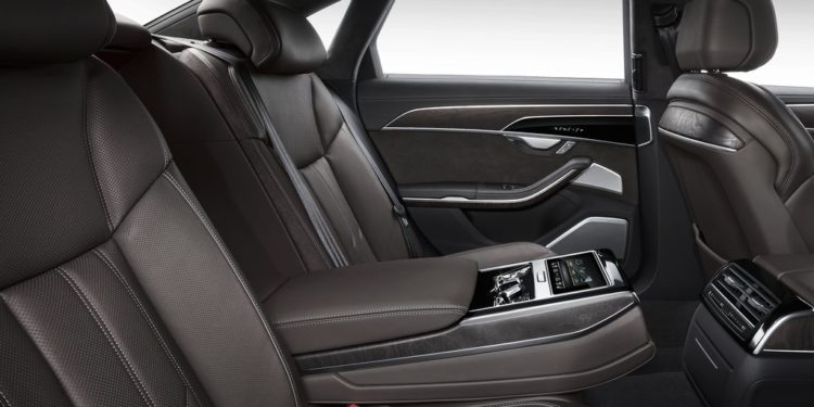 Audi revela a técnologia do novo A8! 23