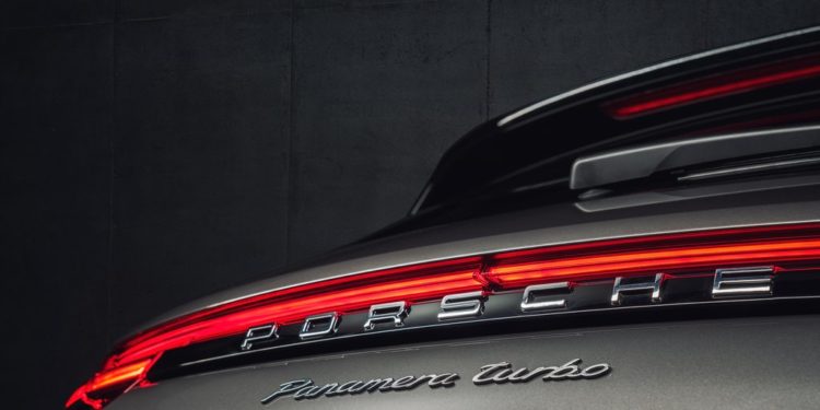 Porsche Panamera Sport Turismo: Como fazer uma família feliz! 15