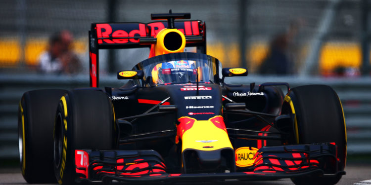 Este é o "pára-brisas" que a FIA quer na Formula 1! 15