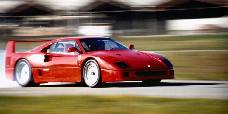 Ferrari celebra os 30 anos do Ferrari F40! 25