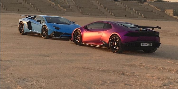 Este Lamborghini Huracan é exclusivo e pertence a uma mulher! 24