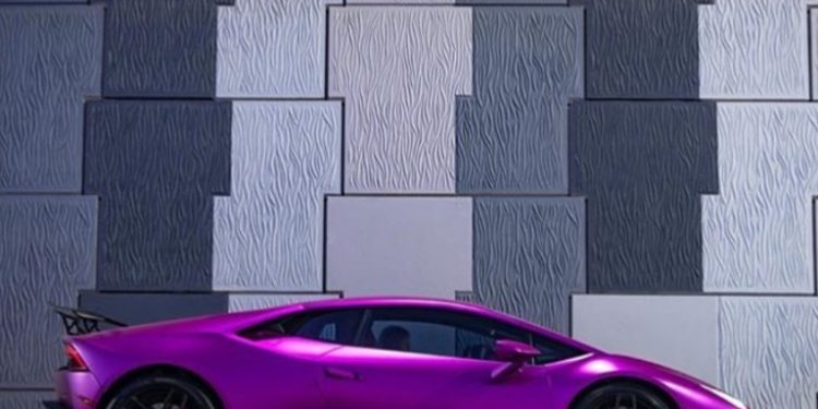 Este Lamborghini Huracan é exclusivo e pertence a uma mulher! 23