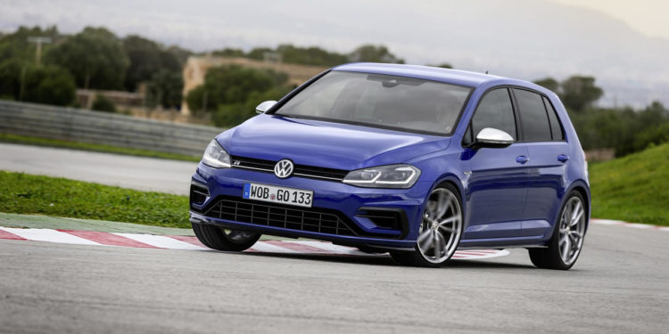 Volkswagen lança "Pack Performance" para o Golf R! 28