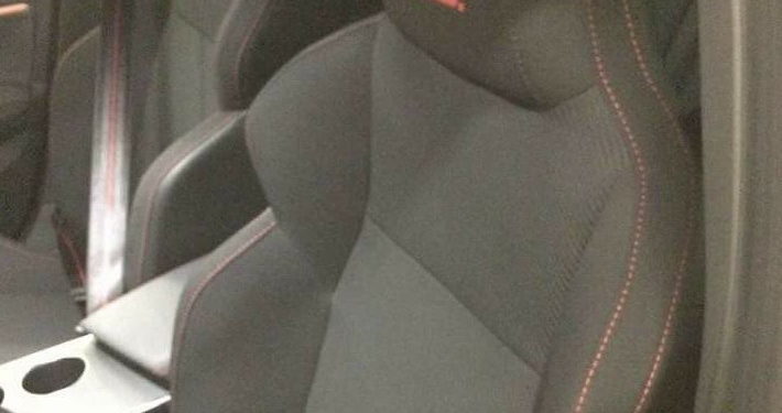 Saíram novas fotos do interior do Renault Mégane R.S! 14