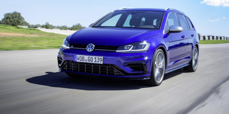 Volkswagen lança "Pack Performance" para o Golf R! 18