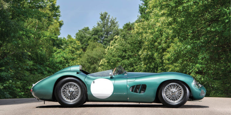 Aston Martin DBR1 bate recordes no leilão da RM Sotheby! 55