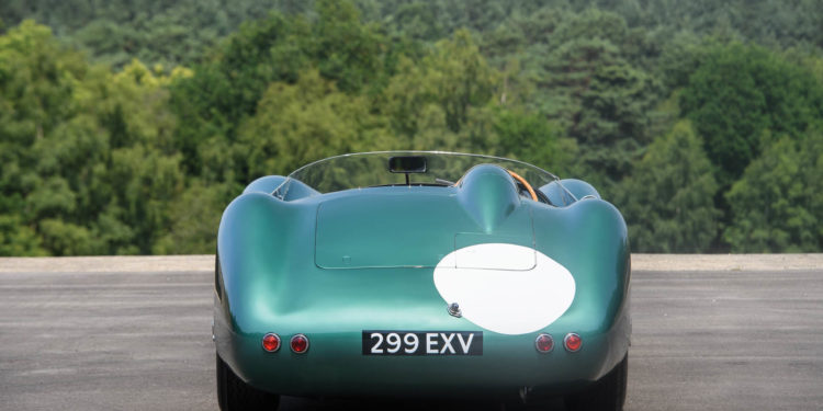 Aston Martin DBR1 bate recordes no leilão da RM Sotheby! 54
