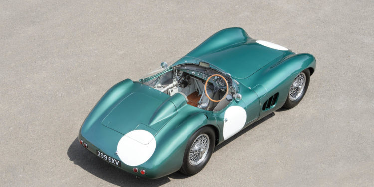 Aston Martin DBR1 bate recordes no leilão da RM Sotheby! 52