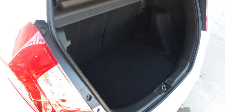 Honda Jazz 1.3 i-VTEC: O utilitário inteligente! 60