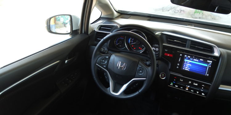 Honda Jazz 1.3 i-VTEC: O utilitário inteligente! 56