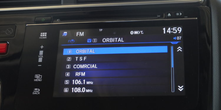 Honda Jazz 1.3 i-VTEC: O utilitário inteligente! 44