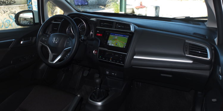 Honda Jazz 1.3 i-VTEC: O utilitário inteligente! 34
