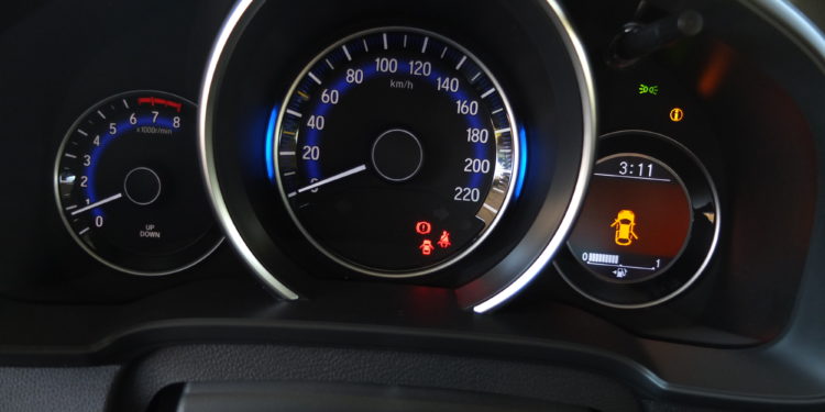 Honda Jazz 1.3 i-VTEC: O utilitário inteligente! 30
