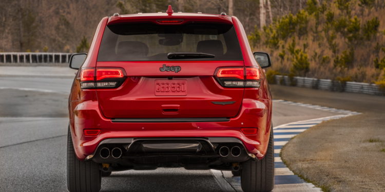 Jeep Grand Cherokee Trackhawk é o SUV mais potente do mundo! 19