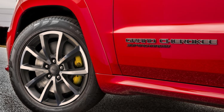 Jeep Grand Cherokee Trackhawk é o SUV mais potente do mundo! 16